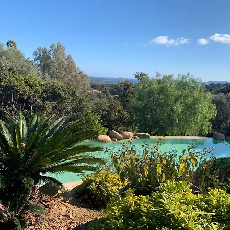 Campsite Exotique Piscine Et Jacuzzi *