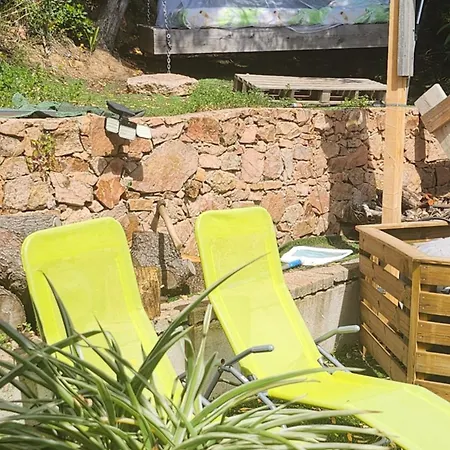 En Bois Avec Jacuzzi Prive Et Piscine Parque de Campismo Porto-Vecchio (Corsica)